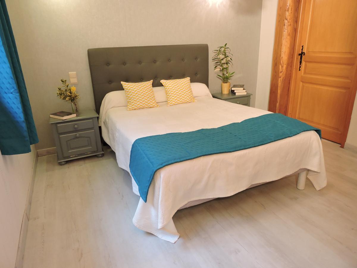 Bed and Breakfast Le Moulin du Barthas à Montredon-Labessonnié Extérieur photo