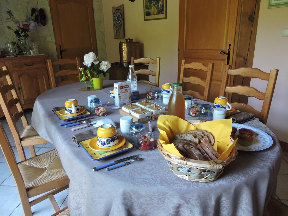 Bed and Breakfast Le Moulin du Barthas à Montredon-Labessonnié Extérieur photo